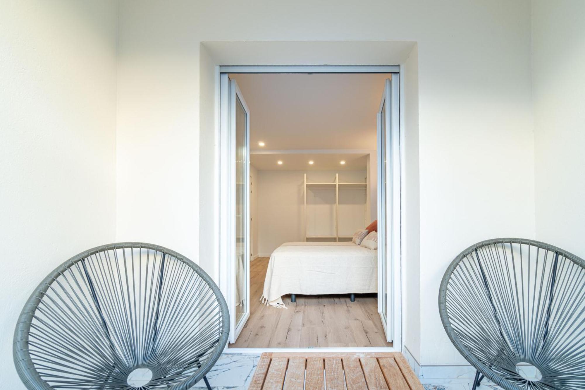 Moderno Apartamento Frente Al Canal Con Terrazas Apartment Емпуриабрава Екстериор снимка