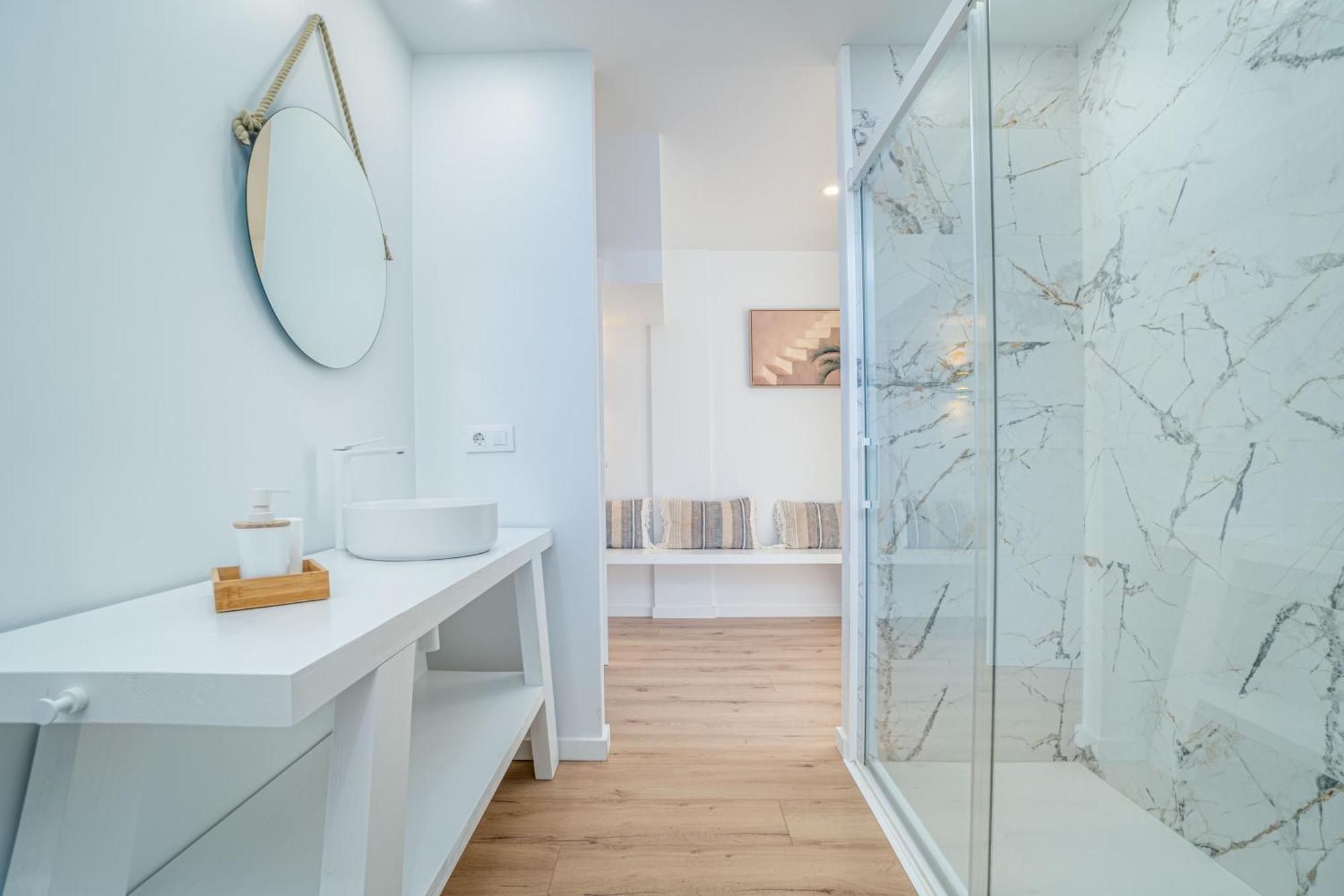 Moderno Apartamento Frente Al Canal Con Terrazas Apartment Емпуриабрава Екстериор снимка