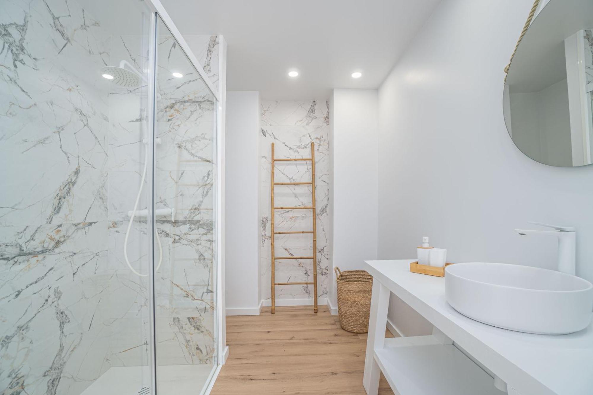 Moderno Apartamento Frente Al Canal Con Terrazas Apartment Емпуриабрава Екстериор снимка