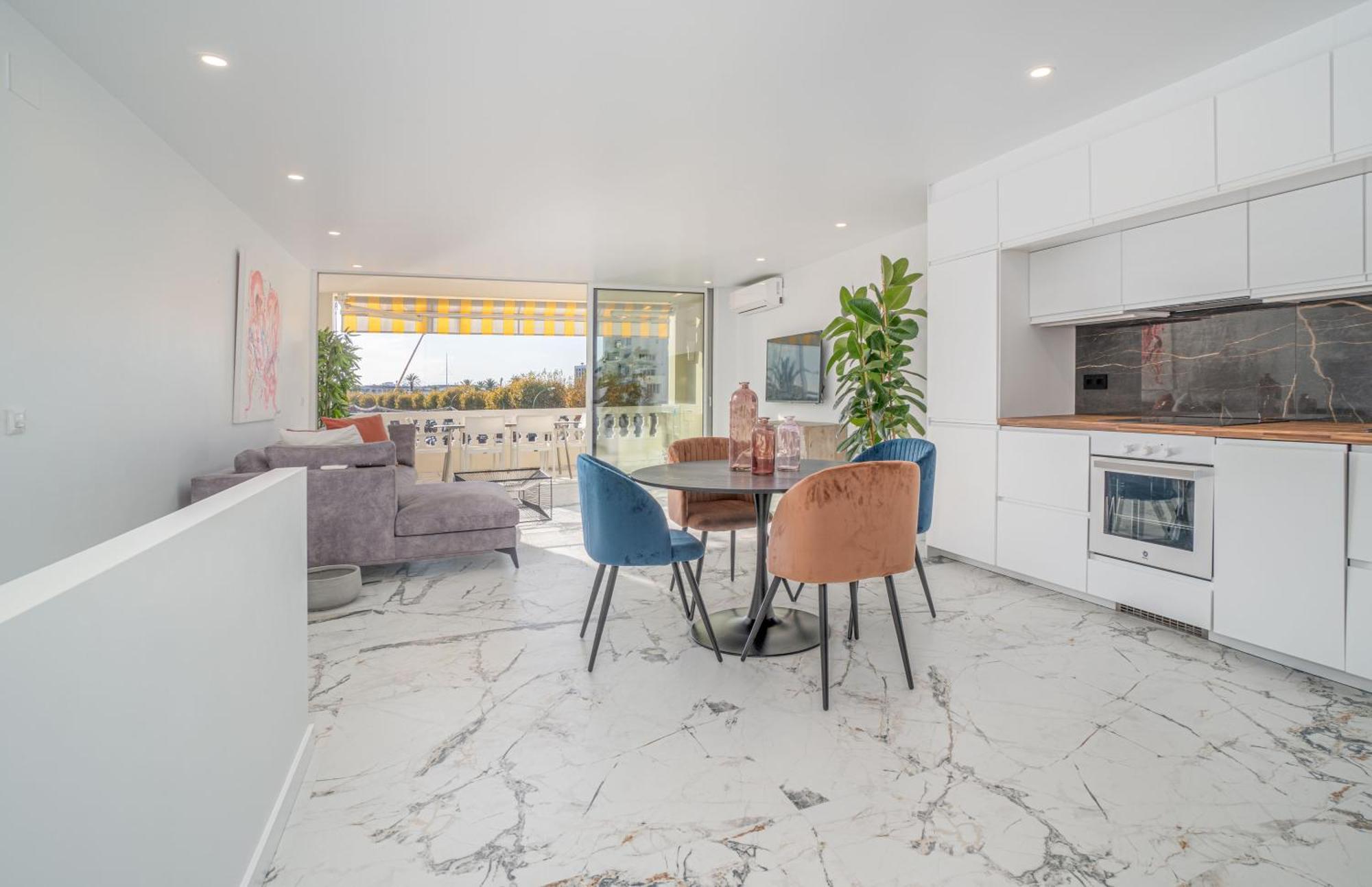 Moderno Apartamento Frente Al Canal Con Terrazas Apartment Емпуриабрава Екстериор снимка